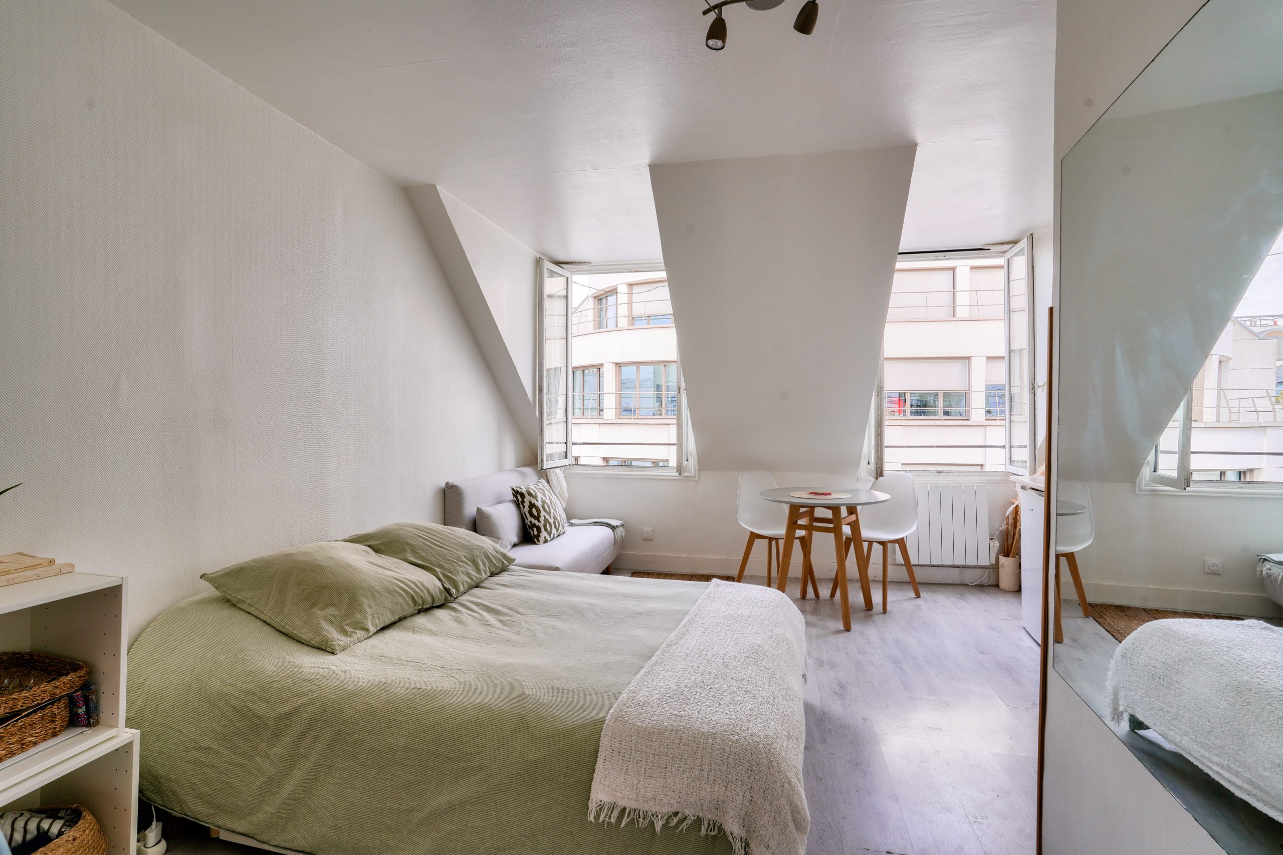 DROUOT 2 75009- VENDU